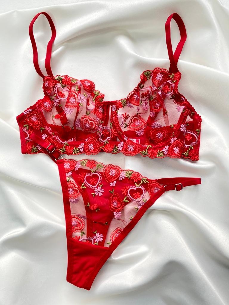 Dantel%20Heart%20of%20Desire%20%20B%20CUP%20Bralet%20Takımı