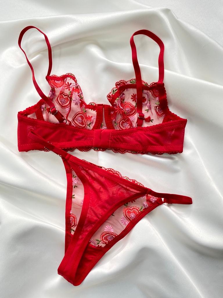 Dantel%20Heart%20of%20Desire%20%20B%20CUP%20Bralet%20Takımı